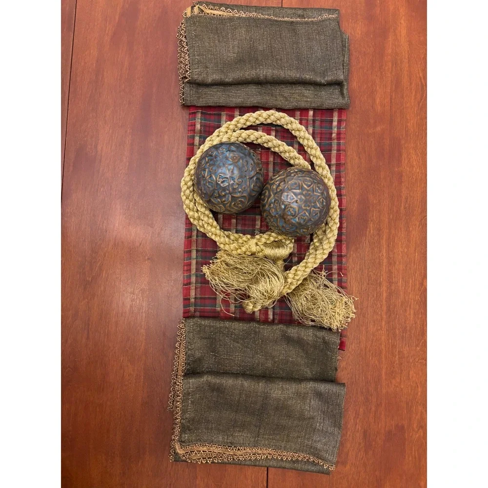 Pier 1 Imports Set of 2 Decorative Orbs, golden rope Tassel, 4 beaded napkins ++